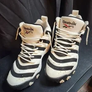 VNTG Reebok Frank Thomas V55133 Big Hurt, white and black, size 10. Buy Reebok Big Hurt  main image 2